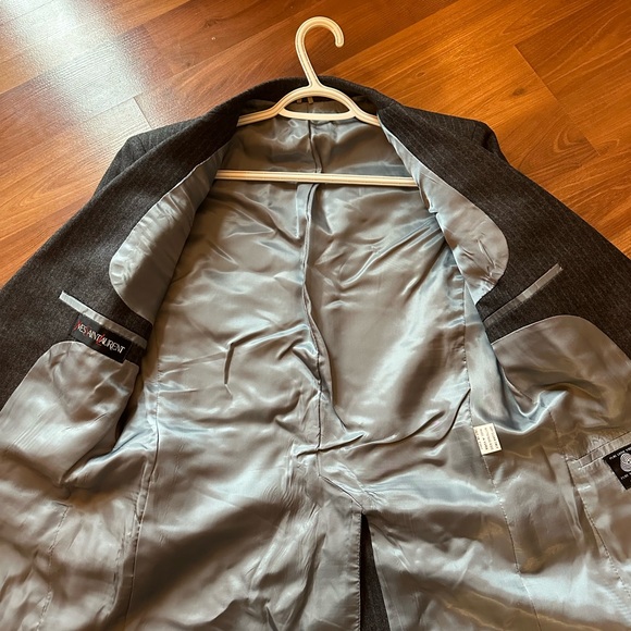 Vintage YSL Blazer - Picture 4 of 7